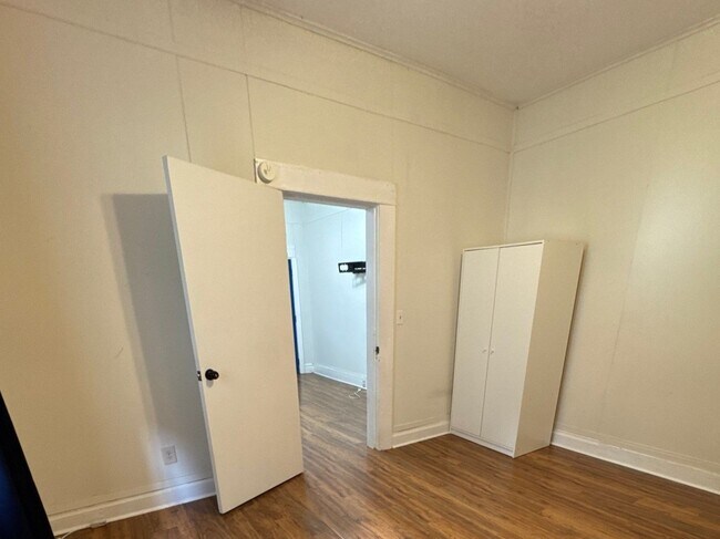 Photo - 426 W King St Unit R