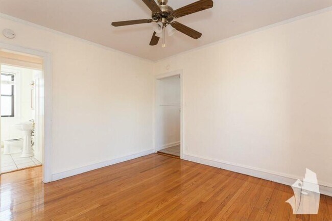 2 bedroom in Chicago IL 60657 - 2 bedroom in Chicago IL 60657 Unidad 1127-2A Rental