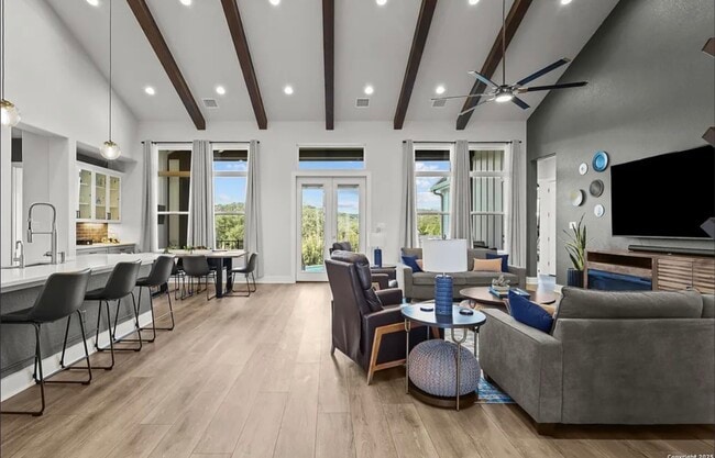 Photo - 1032 Clear Water Cyn