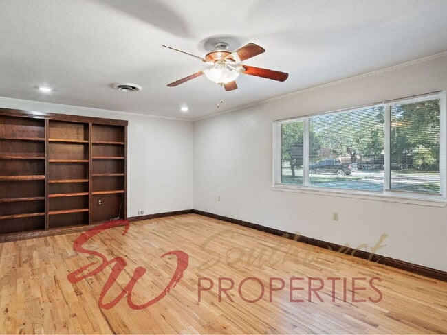 Photo - Spacious 4 Bed, 3 Bath Home - Perfect for Family or Student Living!