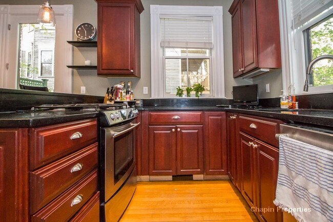 Photo - 158 Cypress St