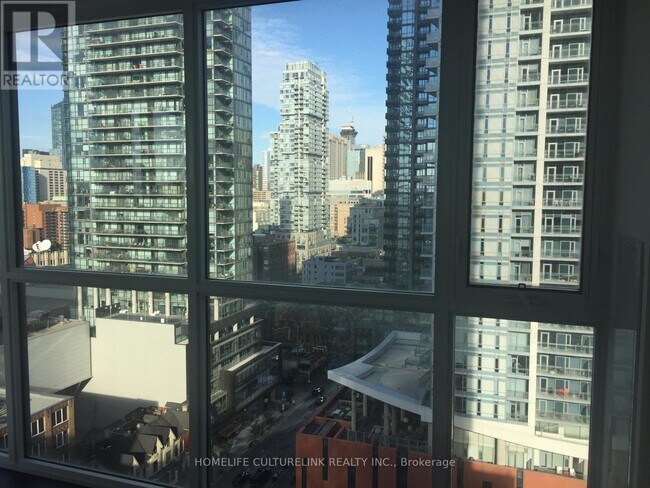 Photo - 87 Peter St Unit 1810