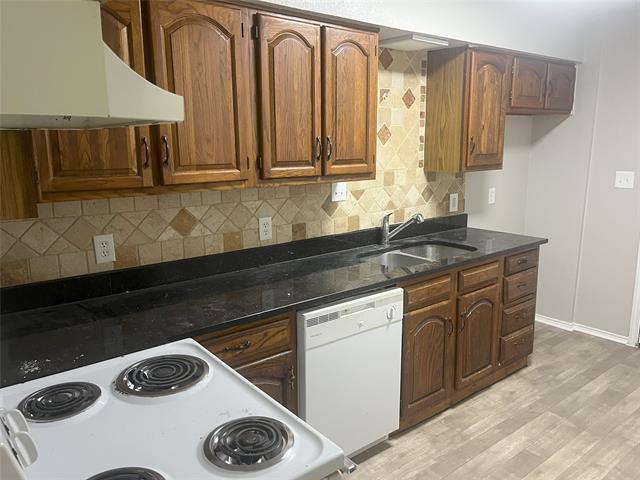 Photo - 10524 Shadywood Dr