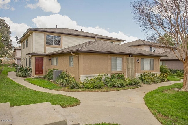 Building Photo - 5977 Nelda St Unit Nelda #3