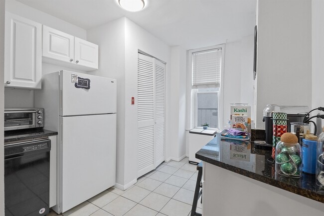 Photo - 1038 Willow Ave Unidad 2