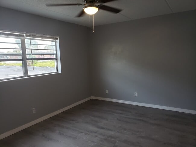 Photo - 1910 S Palmetto Ave