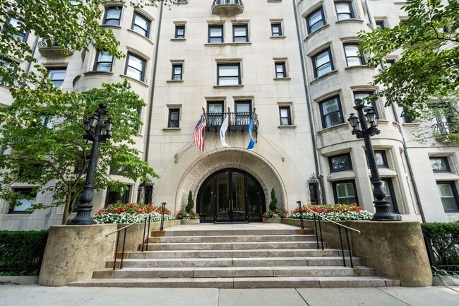 Building Photo - 416 Commonwealth Ave Unit 710