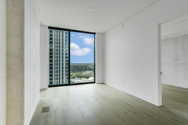 Photo - 610 Davis St Unit 2904