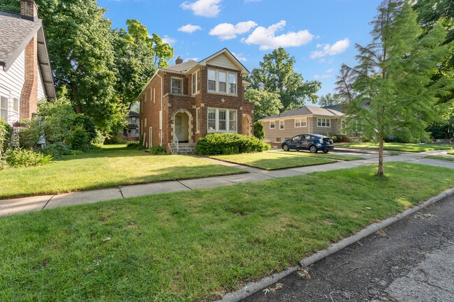 Photo - 1211 Brooklyn Ave Unit 1211 Brooklyn Ave