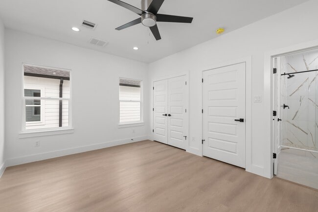 Photo - 2316 McKee St