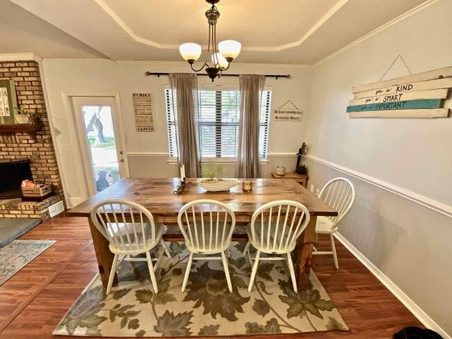 Photo - 520 Linden Ave