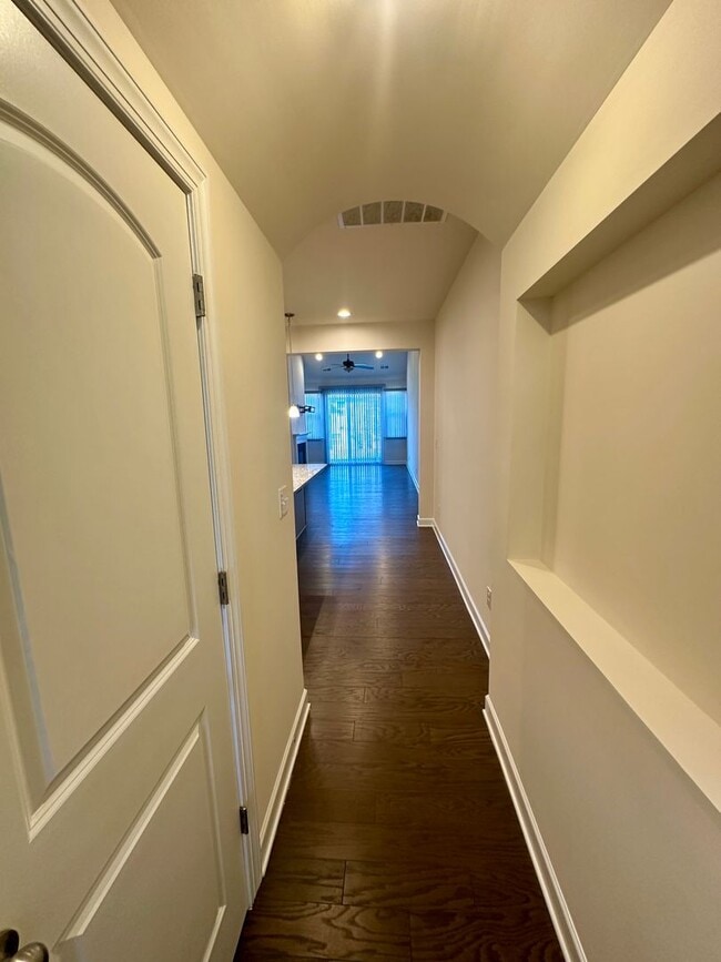 Photo - Spacious 3BR Townhouse in Berewick