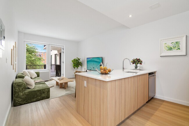 71-82 Parsons Boulevard - 71-82 Parsons Boulevard Apartment Unit 315