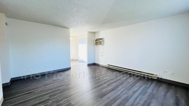Photo - 409 Benham St Unidad J Rental