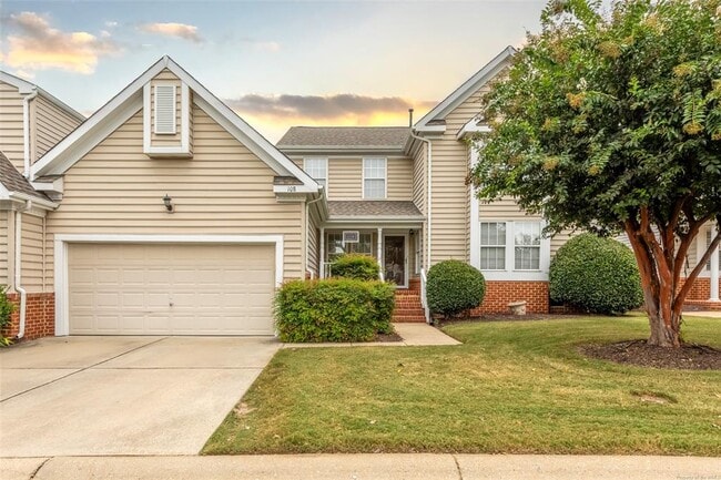 Photo - 108 Waters Edge Dr