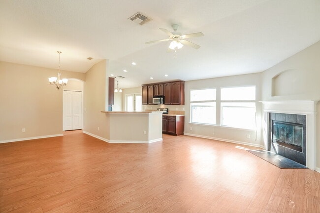 Photo - 1716 Hollow Glen Dr