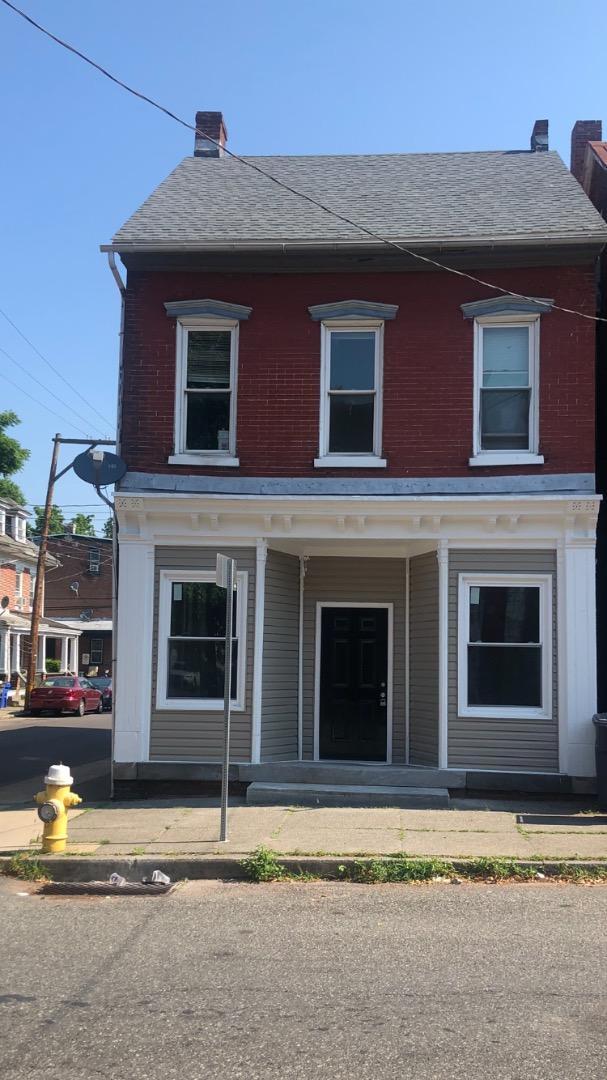 Photo - 343 Chestnut St