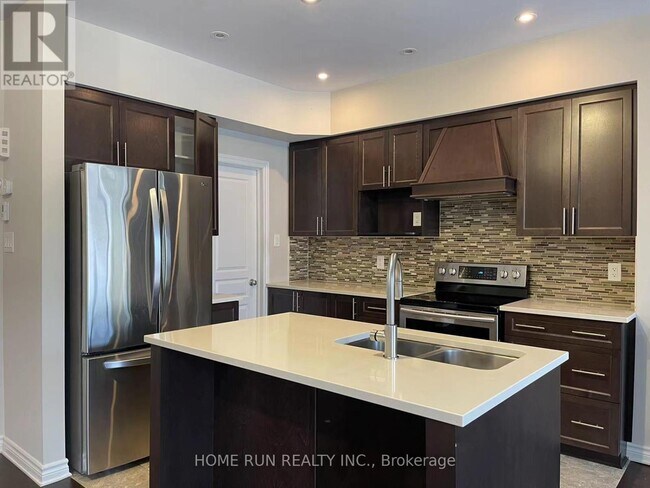 Photo - 333 Ardmore St