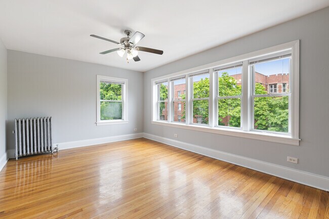 Photo - 7742 N Ashland Ave Unit 2A
