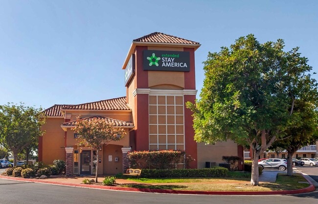 Furnished Studio-San Diego - Sorrento Mesa