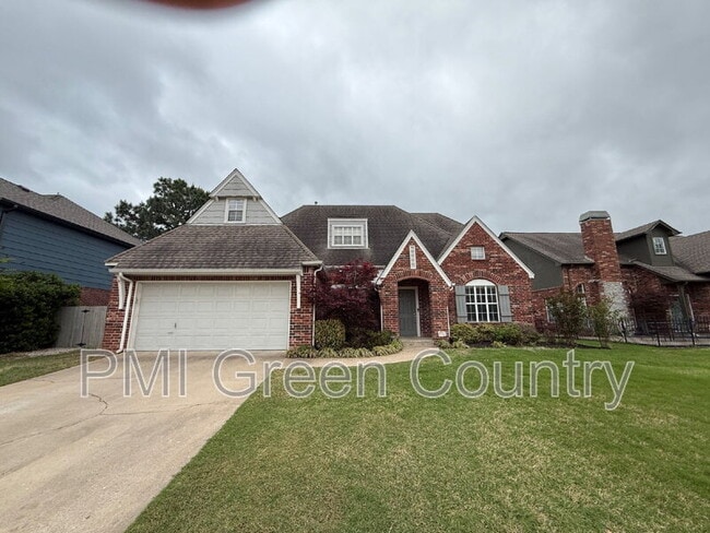 Building Photo - 4419 W Detroit Pl