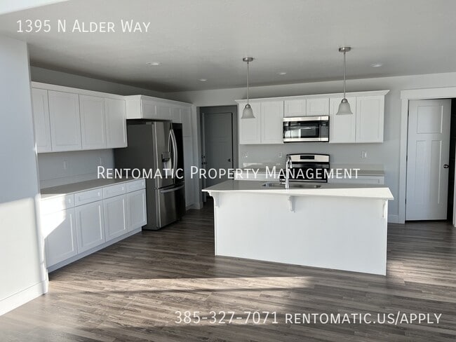 Photo - 1395 Alder Wy