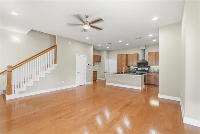 Photo - 2520 Bluebonnet Ln Unit 40