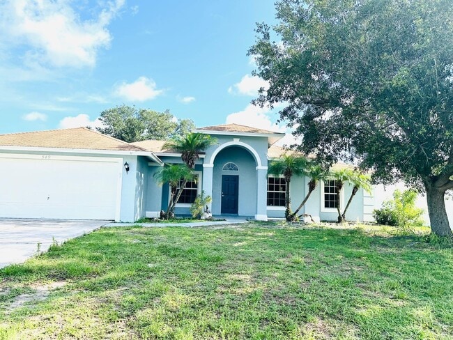 Photo - 549 SW Prater Ave