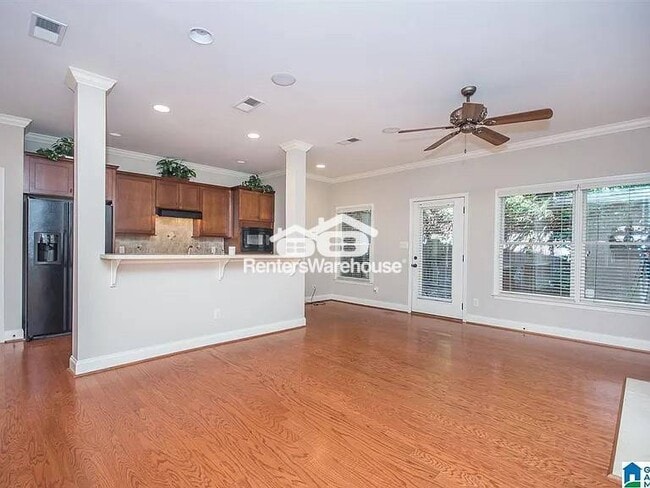 Photo - 3853 Kinross Pl