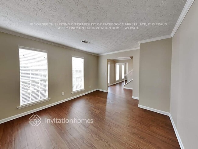 Photo - 665 Cranberry Ct