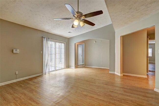 Photo - 2389 Old Rex Morrow Rd