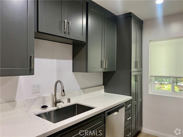 Building Photo - 1422 N Fairfax Ave Unit 2 Rental
