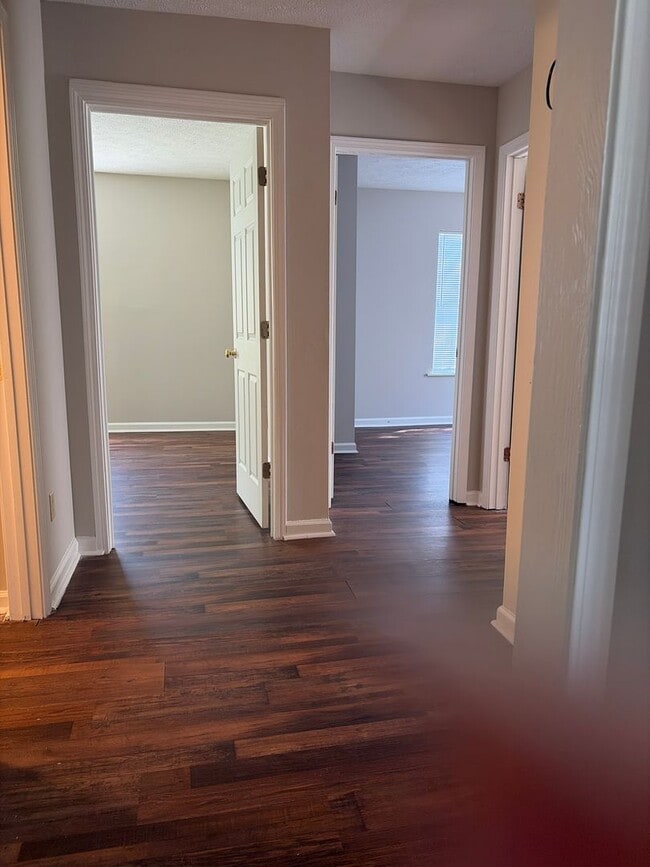 Photo - ***AVAILABLE NOW!!*** BEMIS LOCATION- PERFECT 3 BEDROOM FAMILY HOME!!!!