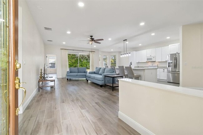 Photo - 3311 Stonebridge Trail