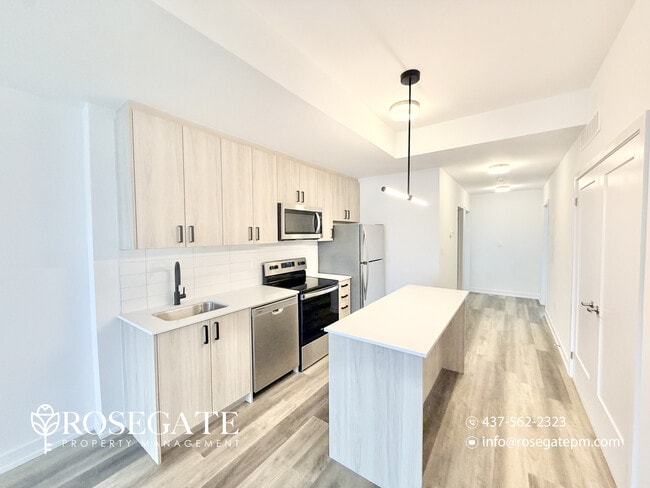 Photo - Modern Apartment with Private Balcony & In-Unit Laundry – Pet Friendly – Kitchener
