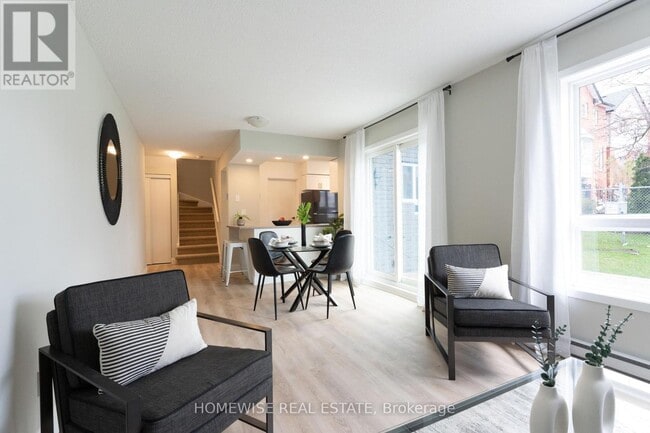 Photo - 240 Ormond Dr