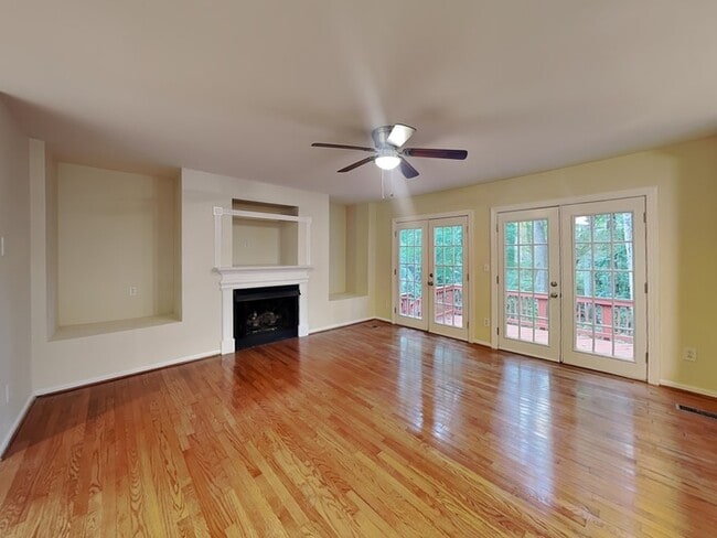 Photo - 6265 Branch Hill Cir
