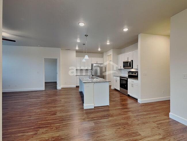 Photo - 94 E Sicily Dr