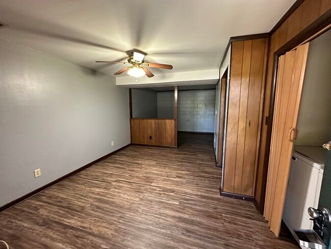 Photo - 1413 McCauley Rd