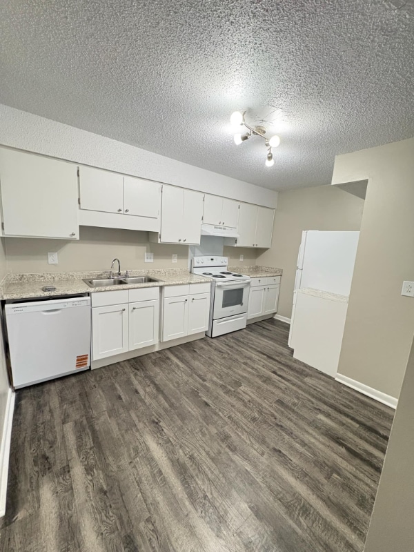 Photo - 4601 Packard Dr Unit J163