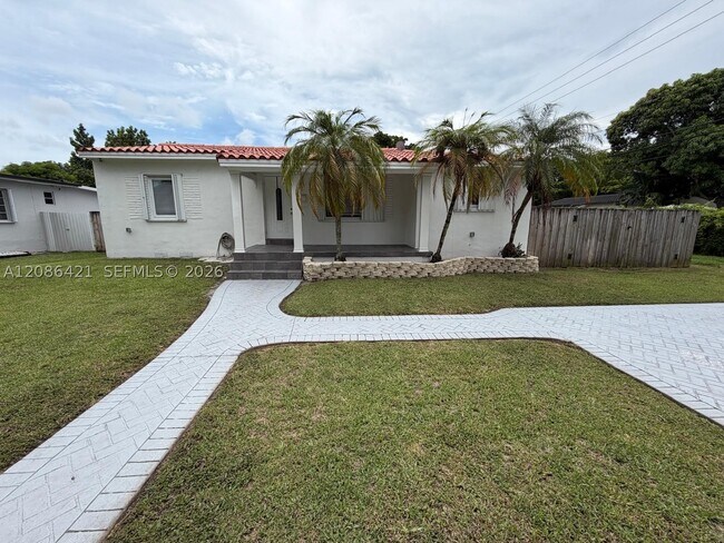 Photo - 1250 Wren Ave