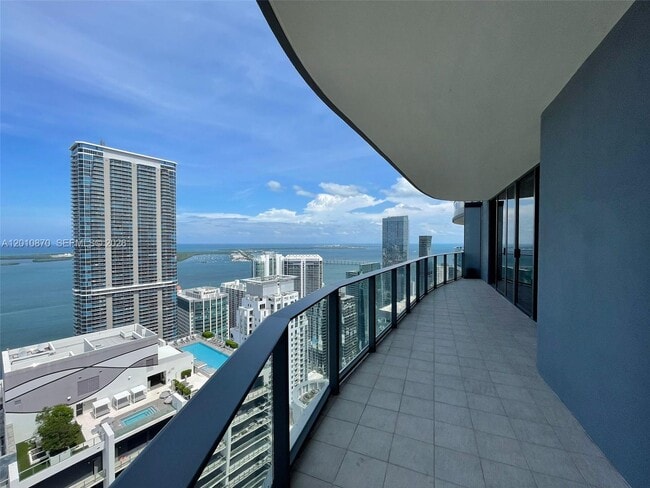 Photo - 1000 Brickell Plaza Unit 5908