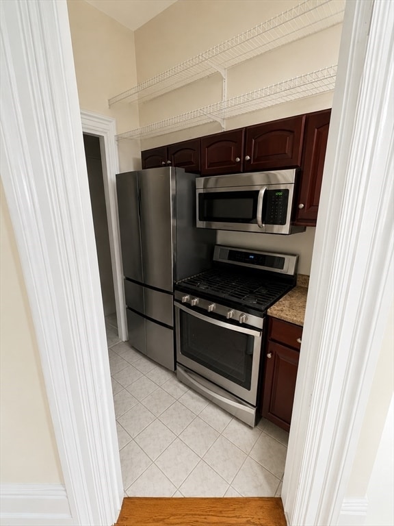 Photo - 305 Beacon St Unit 3