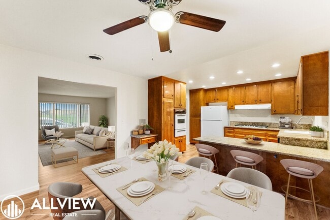 Building Photo - 16651 Tunstall Ln Unit 1