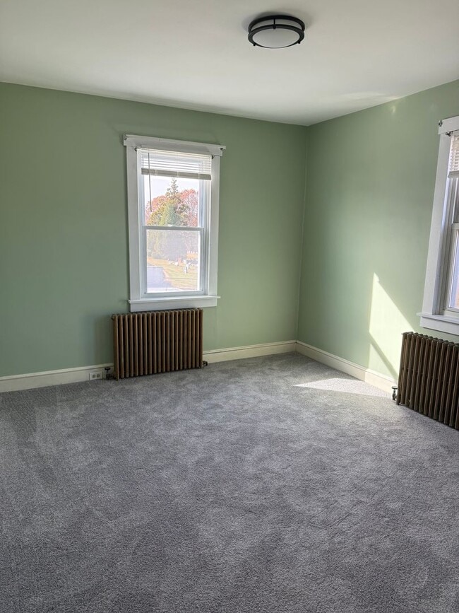 Photo - 815 Grosstown Rd Unit Apt 4 Rear upper level