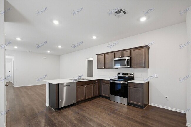 Photo - 3519 Mildren Bnd