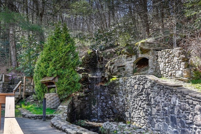pond & waterfall