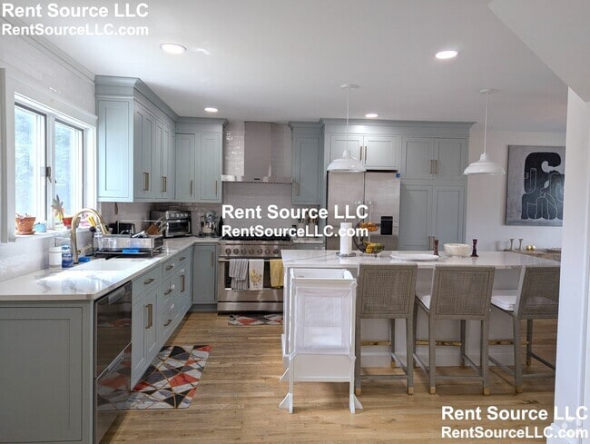 Building Photo - 18 Radcliffe Rd Rental