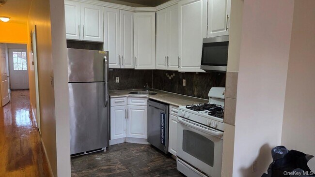 Photo - 175-11 90th Ave Unidad 3rd Floor