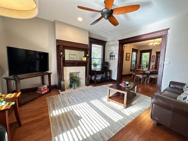 Photo - Victorian Village / Short North Single Family House!